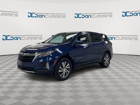 Used 2022 Chevrolet Equinox LT AWD/4WD image 4
