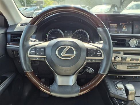 Used 2017 Lexus ES 350 image 12