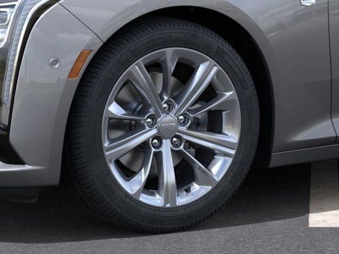 Used 2025 Cadillac CT5 Premium Luxury RWD image 9