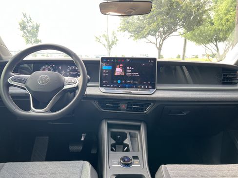 Certified 2026 Volkswagen Tiguan S FWD image 24