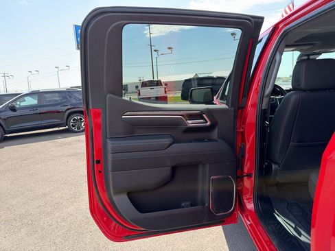 Used 2025 GMC Sierra 1500 Elevation w/ Elevation Premium Package AWD/4WD image 15