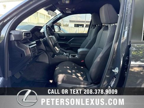 Used 2025 Toyota 4Runner SR5 AWD/4WD image 22