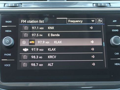 Used 2022 Volkswagen Tiguan SE image 26