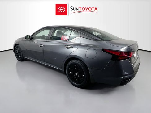 Used 2021 Nissan Altima 2.5 S FWD image 4