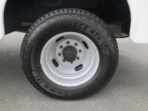 Used 2016 Ford F350 XL w/ Power Equipment Group AWD/4WD image 9