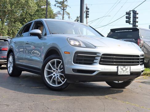 Used 2020 Porsche Cayenne AWD/4WD image 9