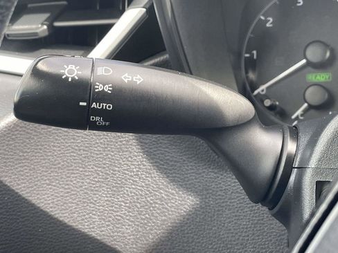 Used 2025 Toyota Corolla LE FWD image 29