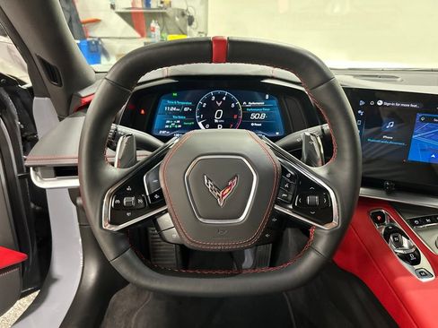 Used 2025 Chevrolet Corvette Stingray Preferred Cpe w/ Z51 Performance Package RWD image 16