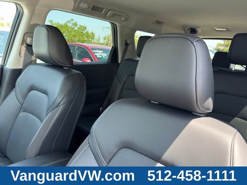 Used 2026 Nissan Pathfinder SL FWD image 15