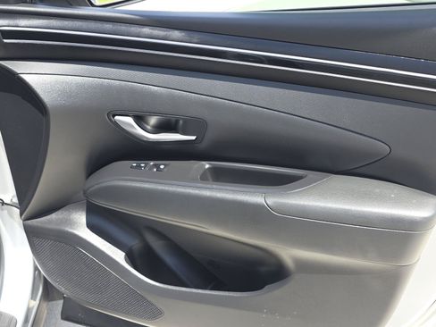 Used 2024 Hyundai Tucson SE FWD image 15