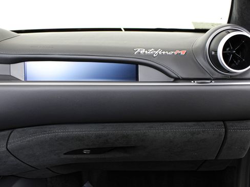 Certified 2023 Ferrari Portofino M RWD image 37