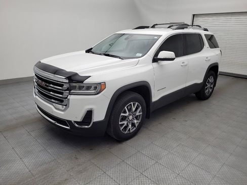 Used 2022 GMC Acadia SLE w/ Driver Convenience Package FWD image 2