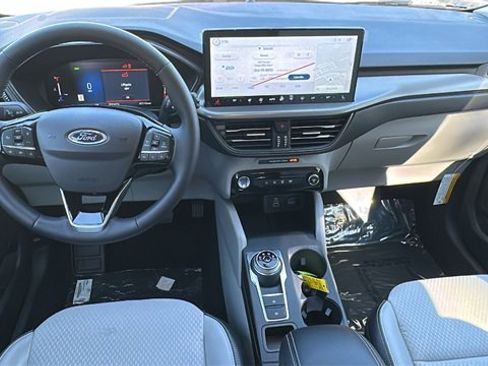 New 2025 Ford Escape Base w/ Class II Trailer Tow Package image 22