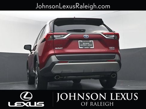 Used 2024 Toyota RAV4 Limited w/ Advanced Technology Package AWD/4WD image 18