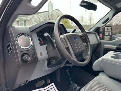 Used 2015 Ford F250 XLT AWD/4WD image 10
