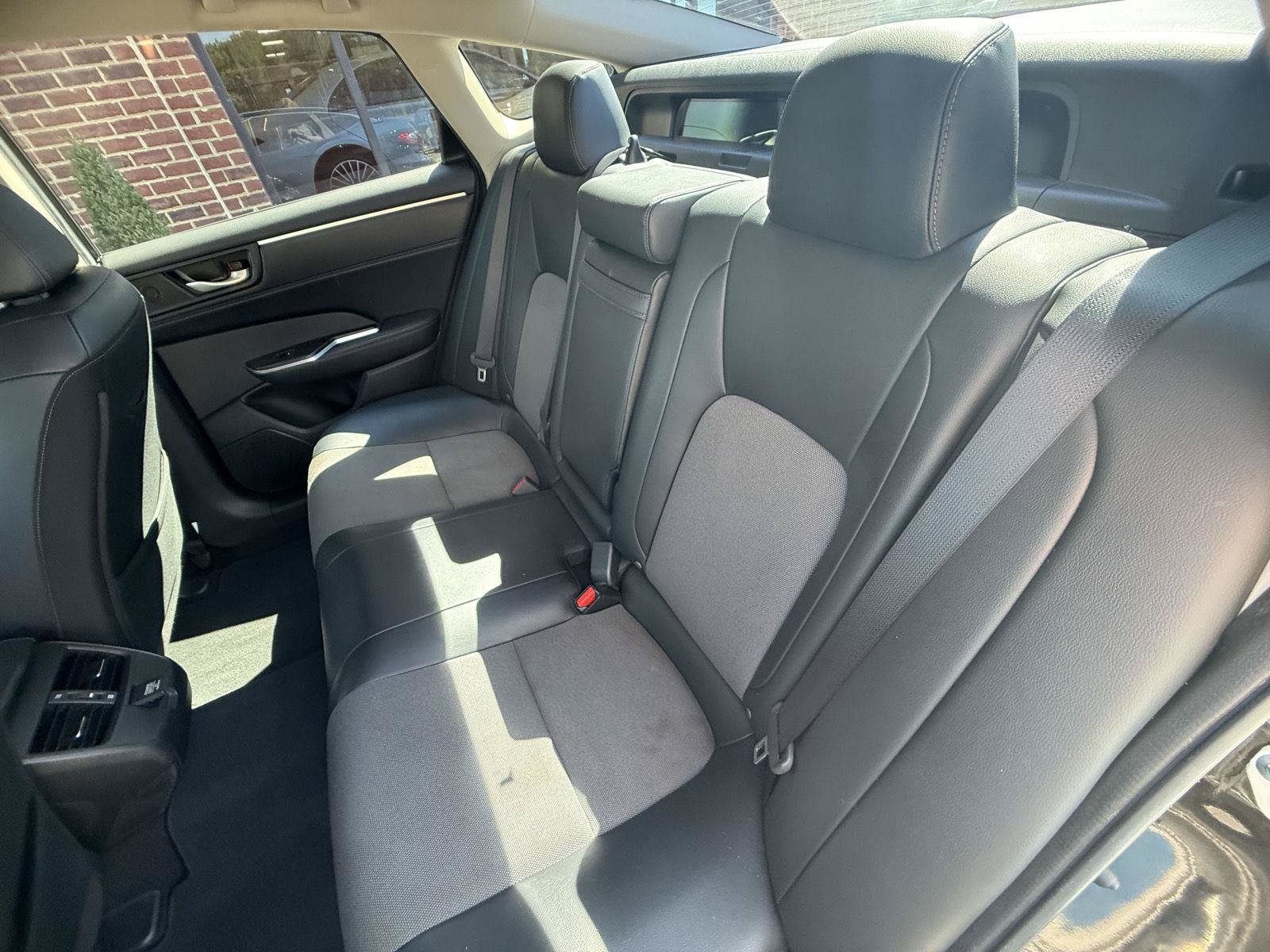 Used 2018 Honda Clarity Plug-In Hybrid image 18