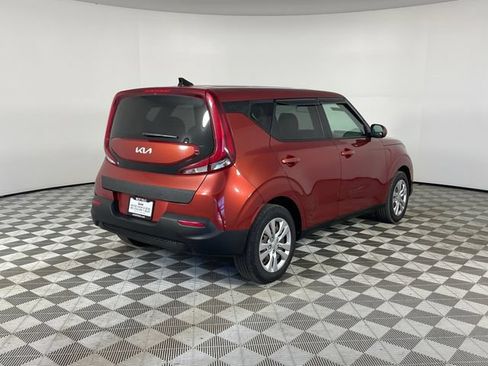 Used 2022 Kia Soul LX FWD image 23