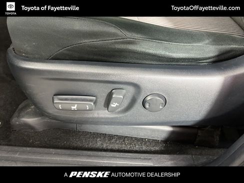 Used 2017 Toyota 4Runner SR5 image 20