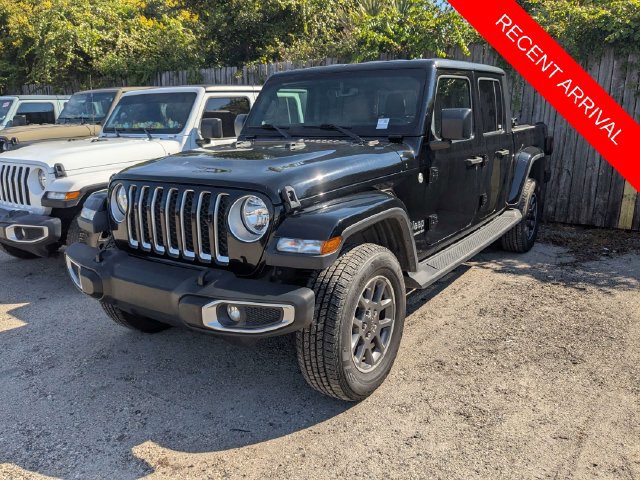 Used 2020 Jeep Gladiator Overland AWD/4WD image 4