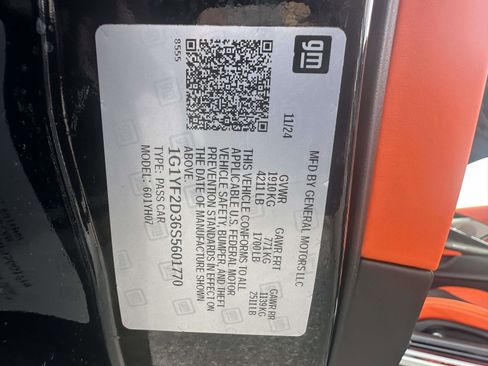 Used 2025 Chevrolet Corvette Z06 image 37