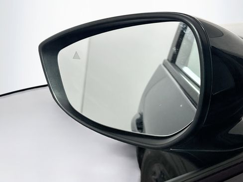 Used 2025 MAZDA CX-50 2.5 Hybrid w/ Preferred Pkg image 16