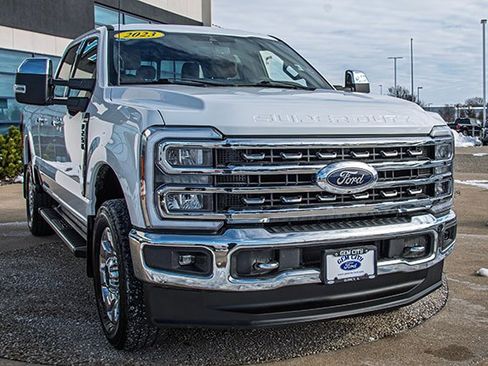 Used 2023 Ford F250 Lariat w/ Chrome Package image 7