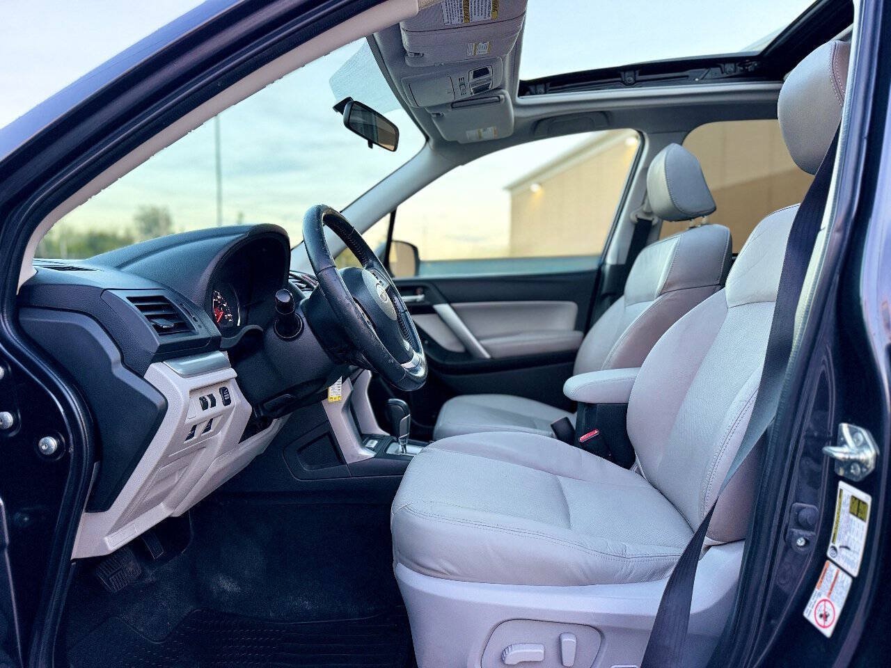 Used 2014 Subaru Forester 2.5i Limited AWD/4WD image 22