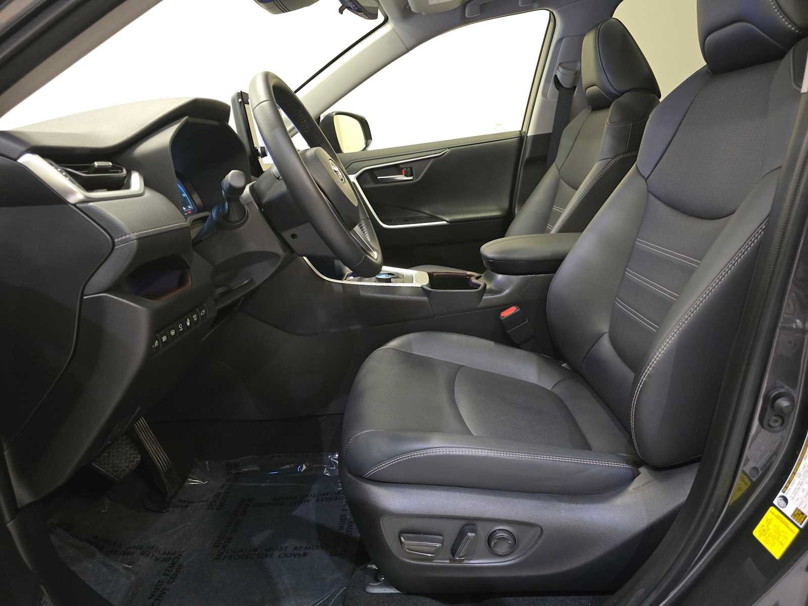 Certified 2025 Toyota RAV4 Limited w/ Advanced Technology Package AWD/4WD image 23