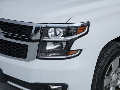 Used 2016 Chevrolet Tahoe LT image 11