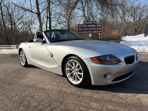 Used 2004 BMW Z4 2.5i image 22
