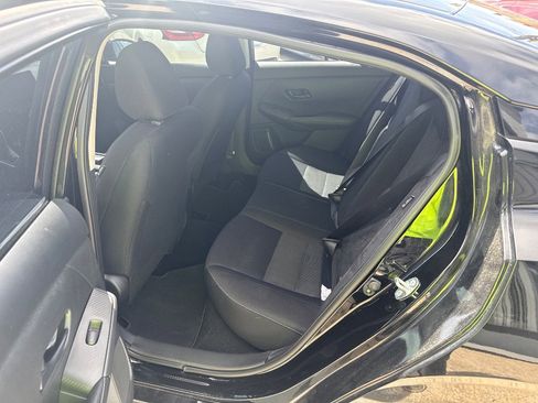 Used 2024 Nissan Sentra SV w/ Trunk Package FWD image 12