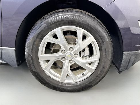 Used 2018 Chevrolet Equinox Premier FWD image 32