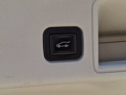 Used 2019 GMC Terrain Denali w/ Advanced Safety Package AWD/4WD image 23