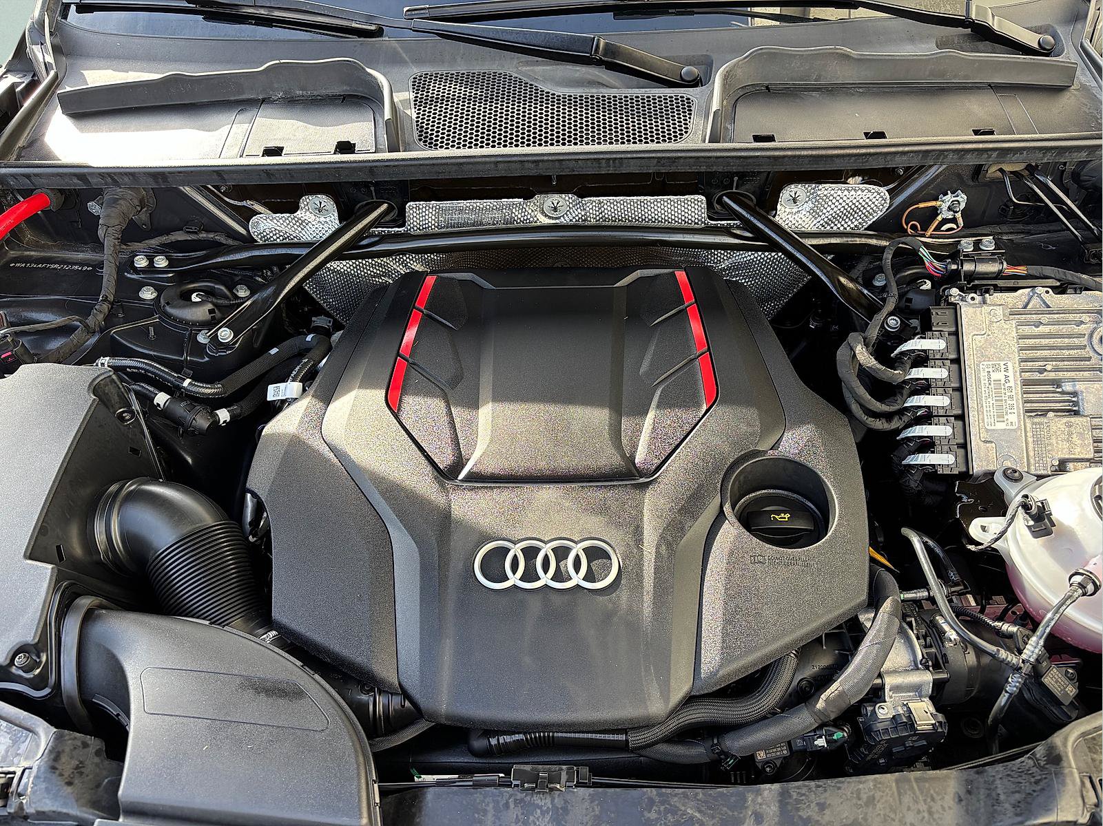 Used 2024 Audi SQ5 Prestige AWD/4WD image 11