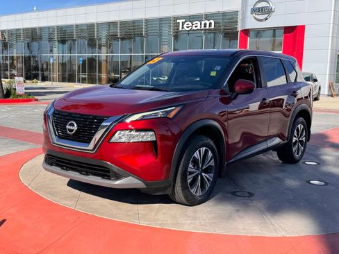 Certified 2023 Nissan Rogue SV image 4