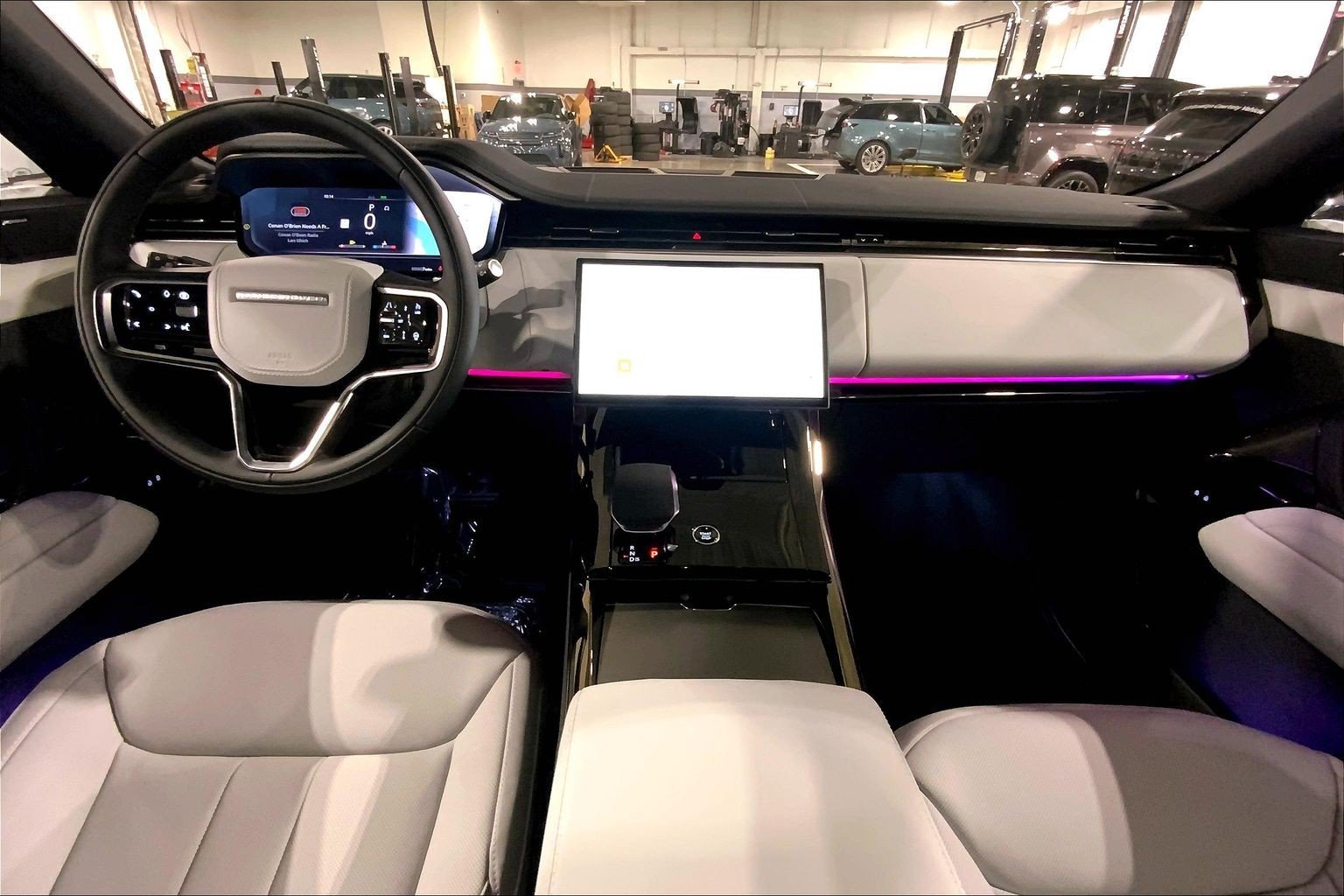 New 2027 Land Rover Range Rover Sport SE AWD/4WD image 5