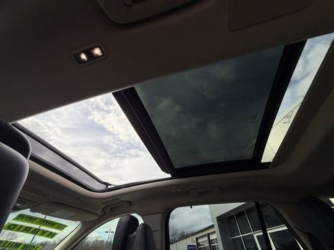 Used 2021 Lincoln Aviator Grand Touring w/ Equipment Group 302A image 18