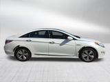 Used 2011 Hyundai Sonata Hybrid w/ Premium Equipment Pkg 2 image 2