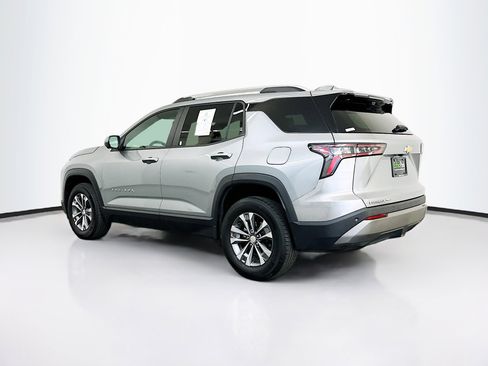 Used 2025 Chevrolet Equinox LT w/ Convenience Package II image 5