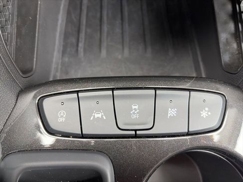Used 2025 Chevrolet TrailBlazer LS w/ LS Convenience Package FWD image 31