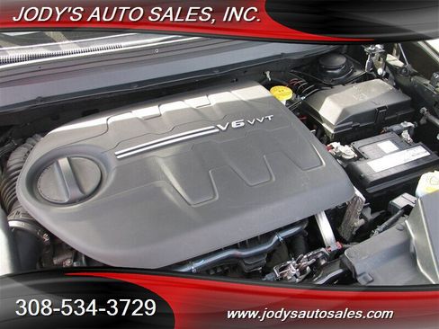 Used 2018 Jeep Cherokee Trailhawk image 35