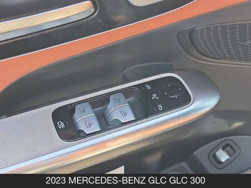 Used 2023 Mercedes-Benz GLC 300 image 25