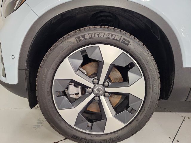 Certified 2026 Volvo XC40 B5 Plus w/ Protection Package Premier AWD/4WD image 8
