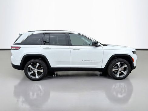 Used 2022 Jeep Grand Cherokee Limited 4xe AWD/4WD image 4