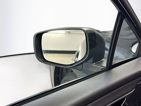 Used 2023 Subaru Outback Limited image 16