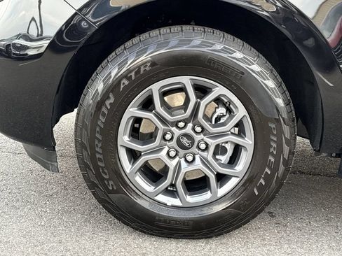 Used 2025 Ford Expedition Active AWD/4WD image 12
