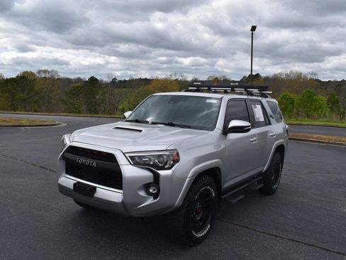 Used 2022 Toyota 4Runner TRD Off-Road Premium w/ Moonroof Package AWD/4WD image 7