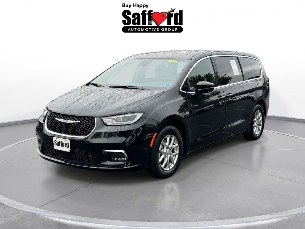 Used 2026 Chrysler Pacifica Select FWD image 1