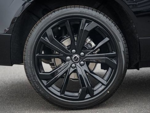 New 2026 Volvo XC60 B5 Ultra w/ Protection Package Premier image 19