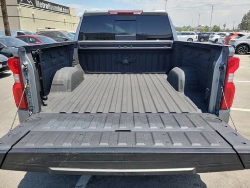 Used 2025 Chevrolet Silverado 1500 LT Trail Boss w/ LT Trail Boss Premium Package AWD/4WD image 28